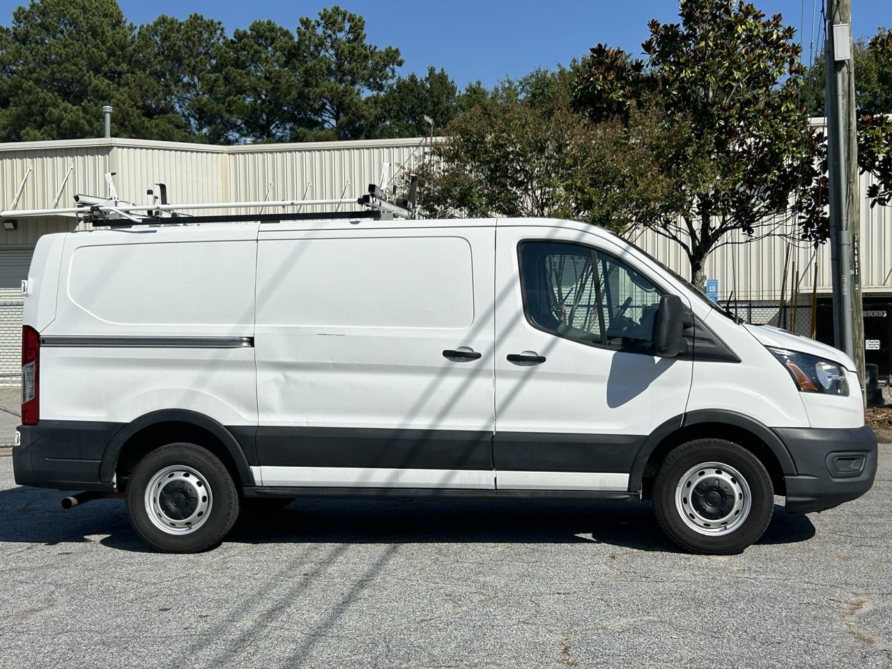 Ford Transit 250 Van Low Roof w/Sliding Pass. 130-in. WB 2020