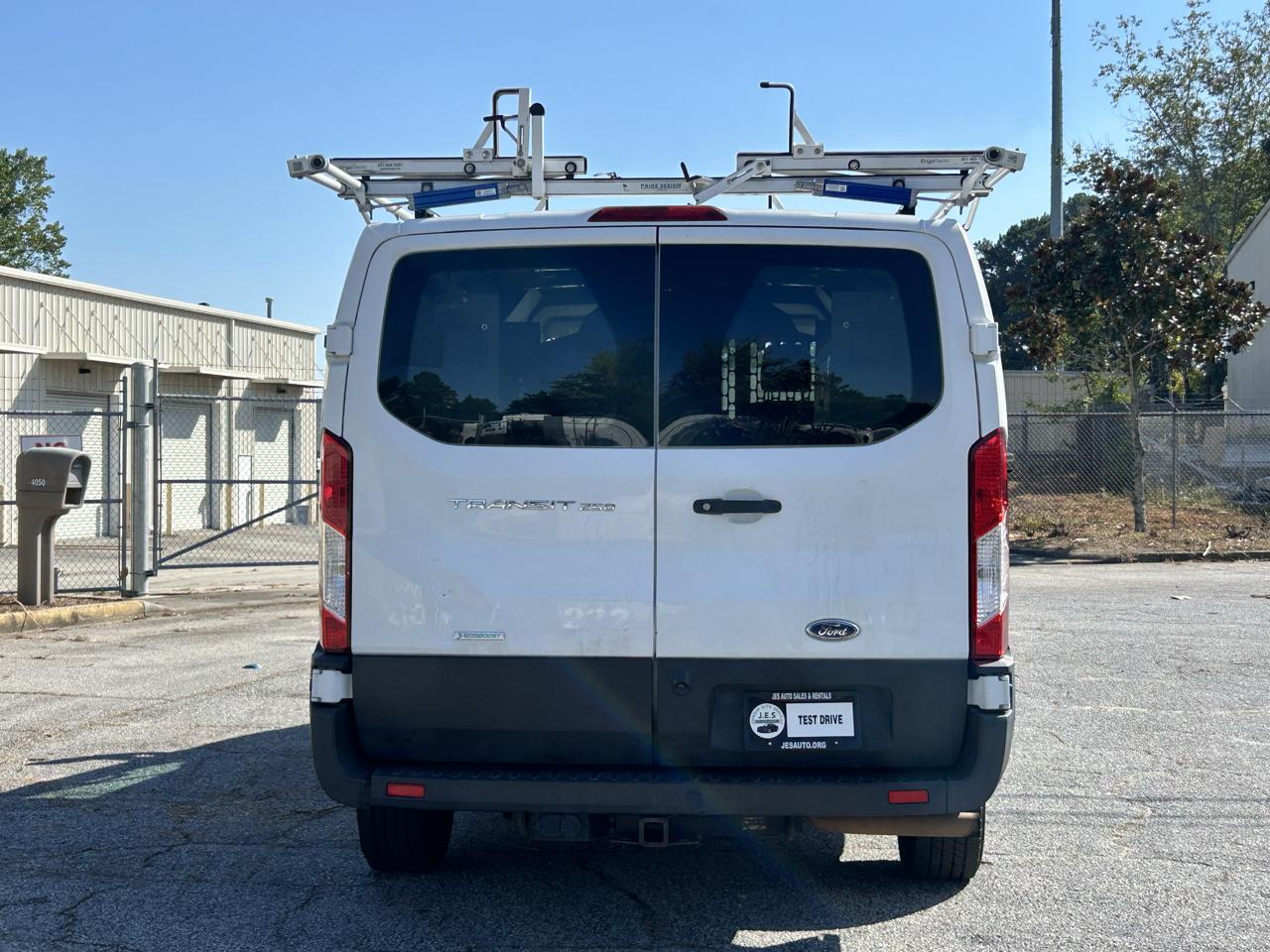 Ford Transit 250 Van Low Roof w/Sliding Pass. 130-in. WB 2020