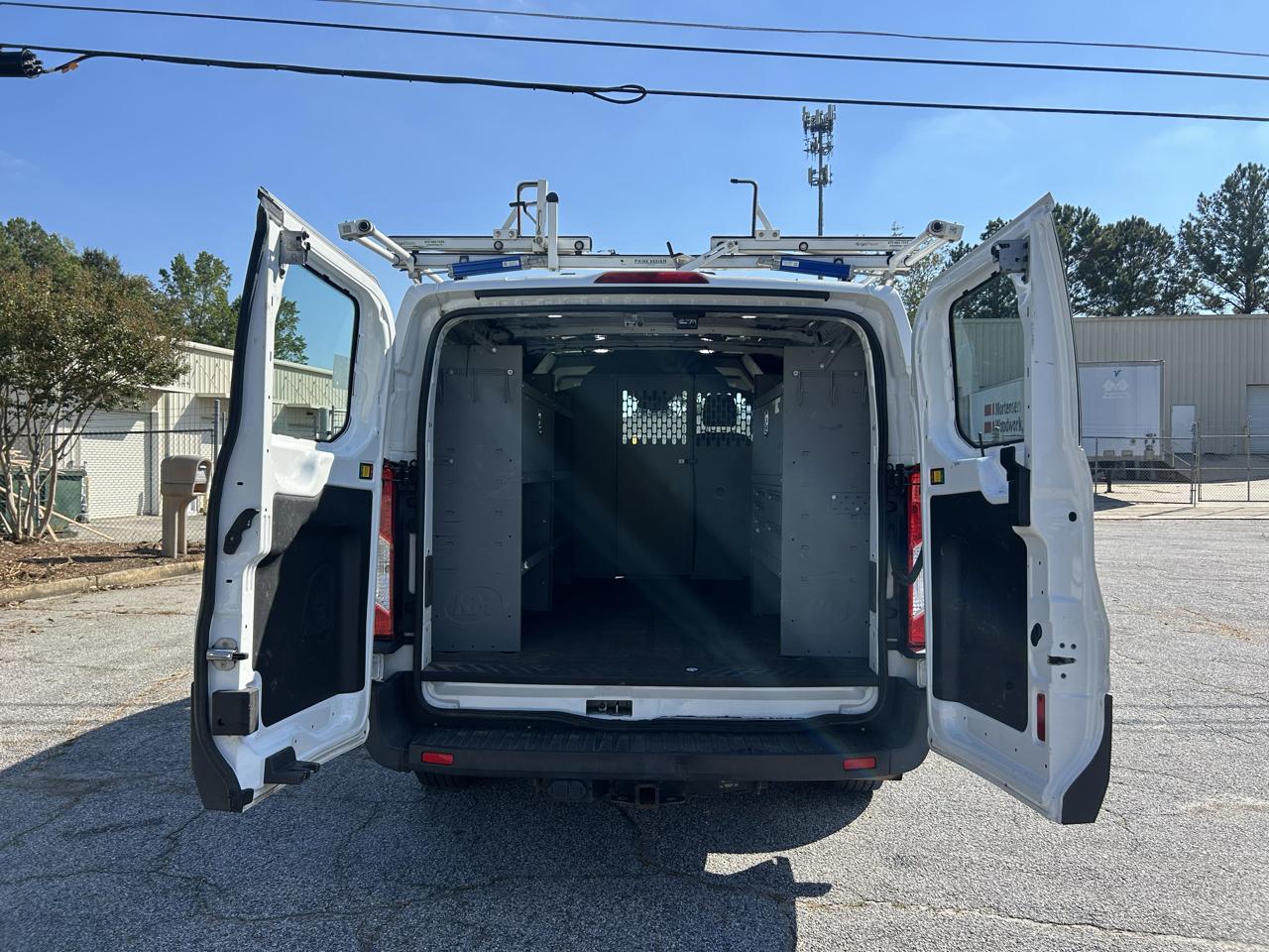 Ford Transit 250 Van Low Roof w/Sliding Pass. 130-in. WB 2020