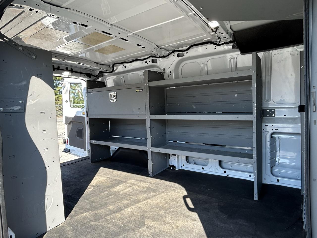 Ford Transit 250 Van Low Roof w/Sliding Pass. 130-in. WB 2020