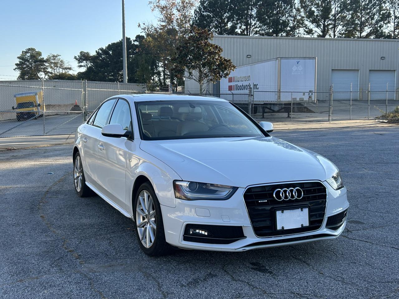 Audi A4 2.0T Premium quattro Sedan AWD 8A 2016