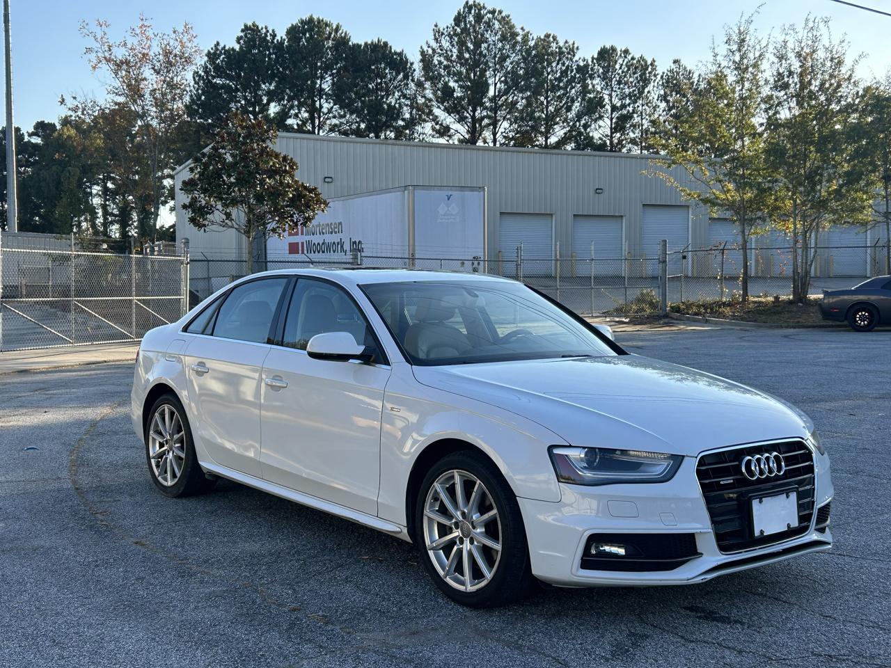Audi A4 2.0T Premium quattro Sedan AWD 8A 2016