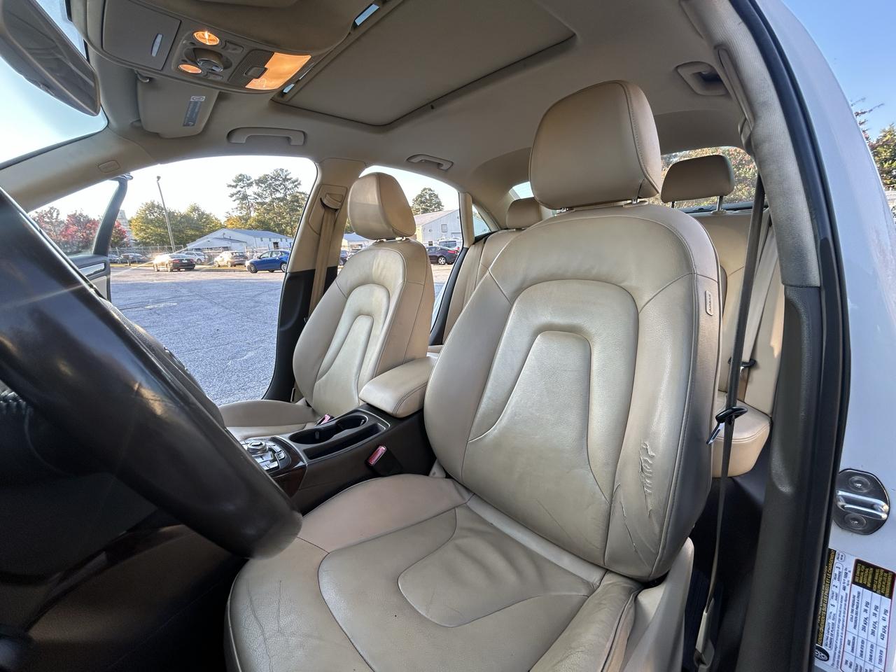 Audi A4 2.0T Premium quattro Sedan AWD 8A 2016