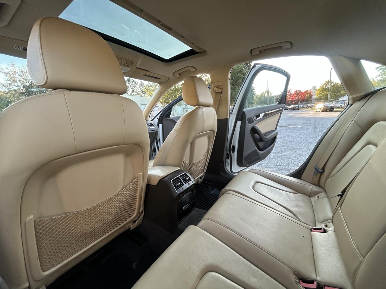 Audi A4 2.0T Premium quattro Sedan AWD 8A 2016