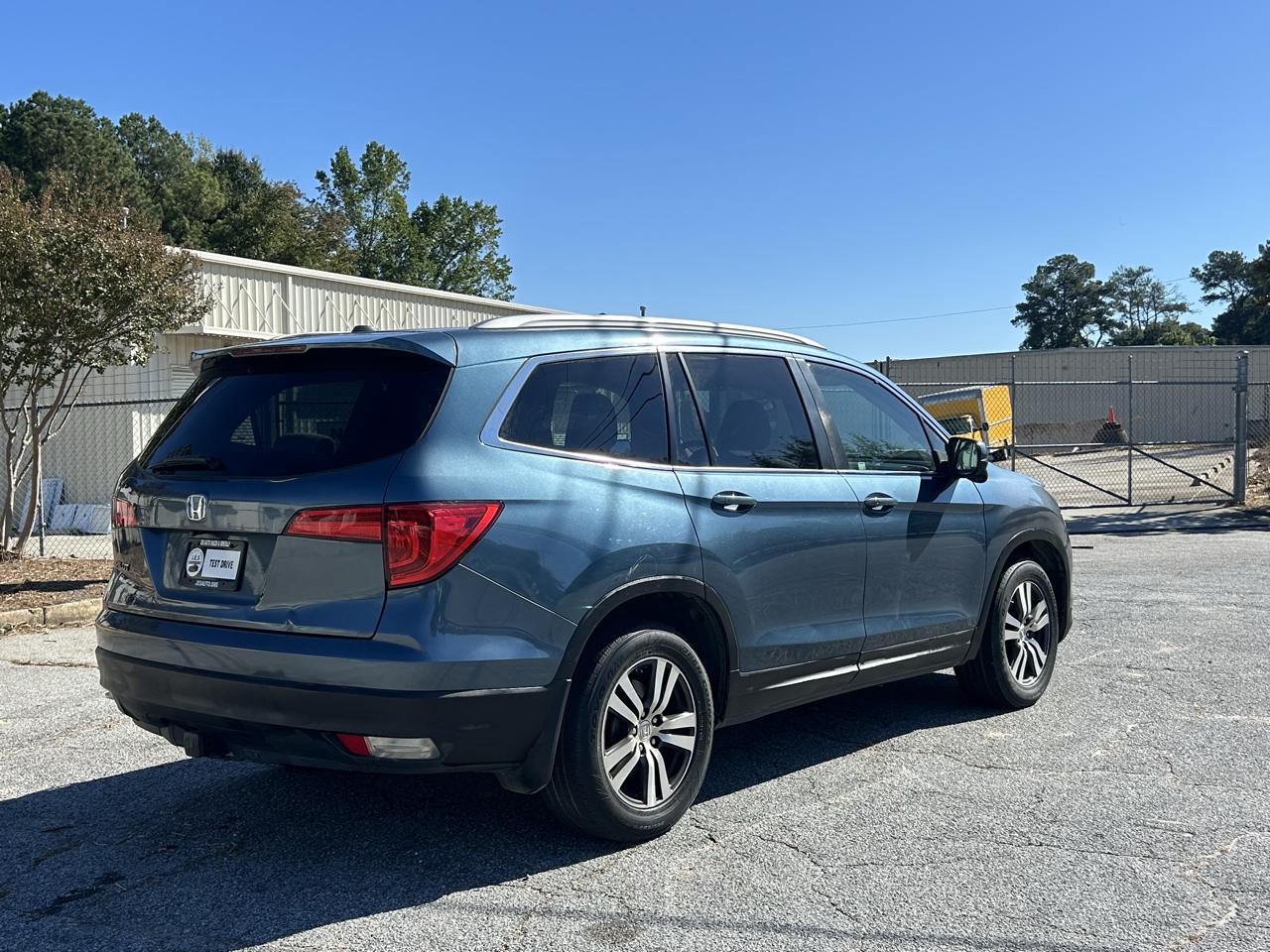 Honda Pilot photo 17