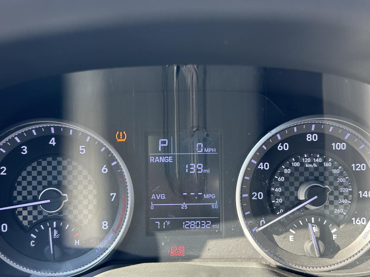 Hyundai Elantra SE 6AT 2019