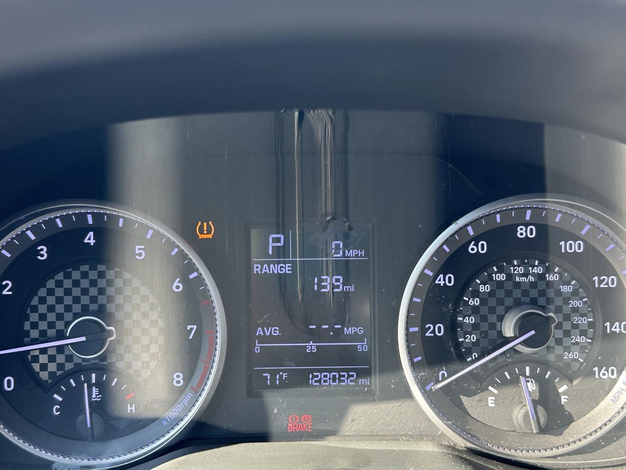 Hyundai Elantra SE 6AT 2019
