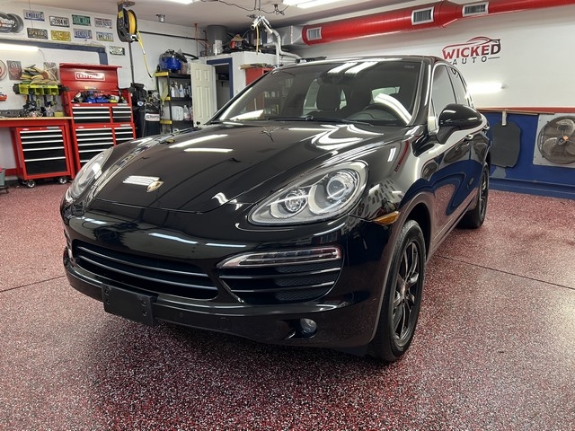 Porsche Cayenne Base 2014 Porsche Cayenne Base 2014