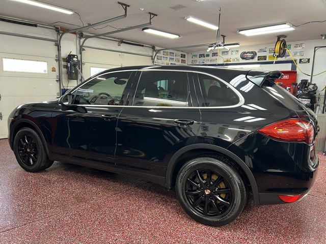Porsche Cayenne Base 2014 Porsche Cayenne Base 2014