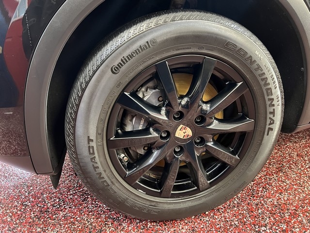 Porsche Cayenne Base 2014 Porsche Cayenne Base 2014