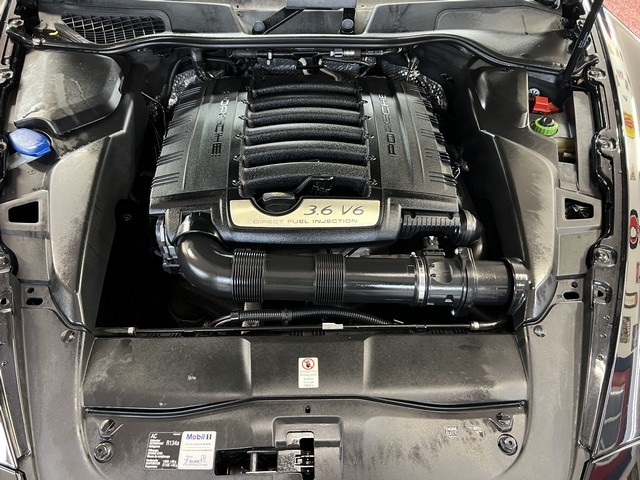 Porsche Cayenne Base 2014 Porsche Cayenne Base 2014