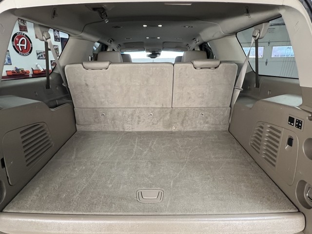 Chevrolet Suburban LT 4WD 2016 Chevrolet Suburban LT 4WD 2016