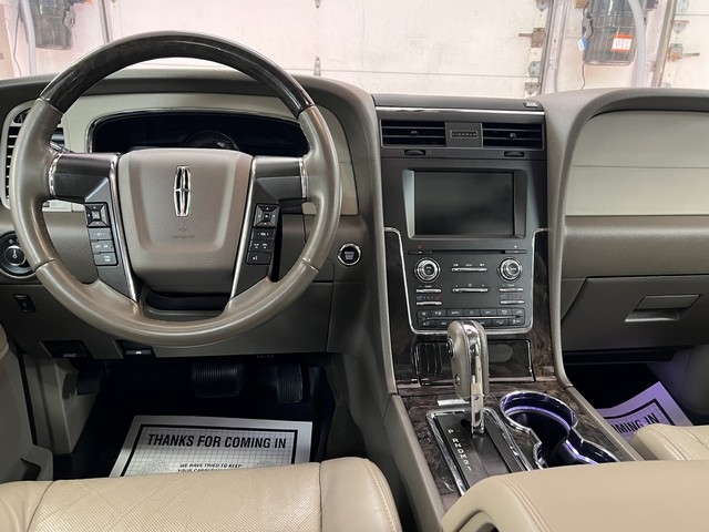 Lincoln Navigator 4WD 2015