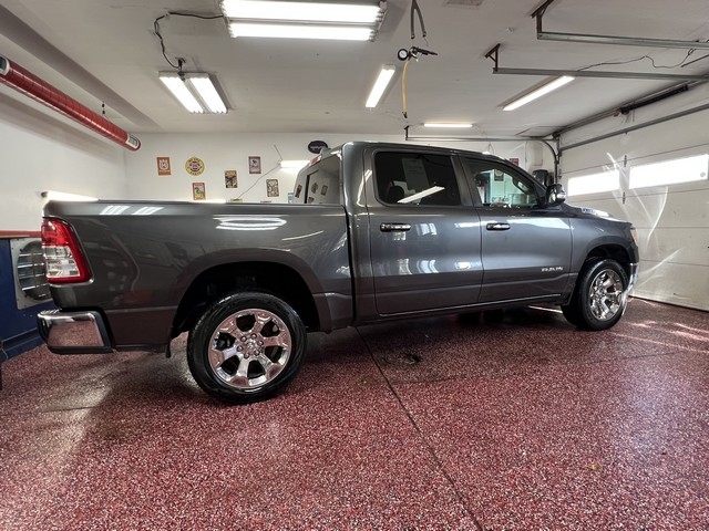 RAM 1500 Big Horn Crew Cab SWB 4WD 2020