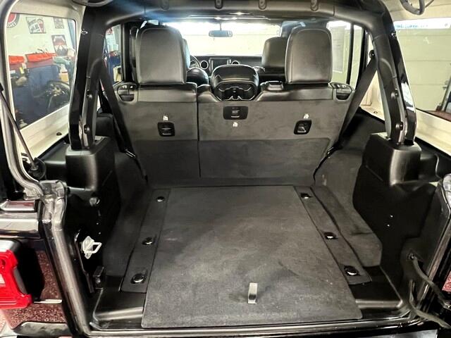 Jeep Wrangler Unlimited Sahara 2020