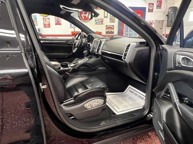 Porsche Cayenne Platinum Edition AWD 2018