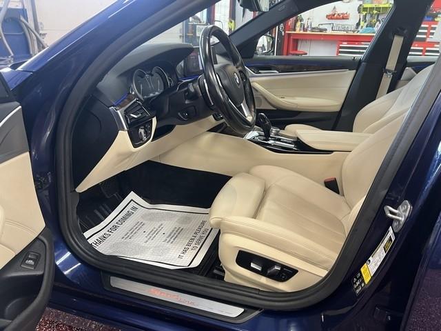 BMW 5-Series 530i xDrive 2019