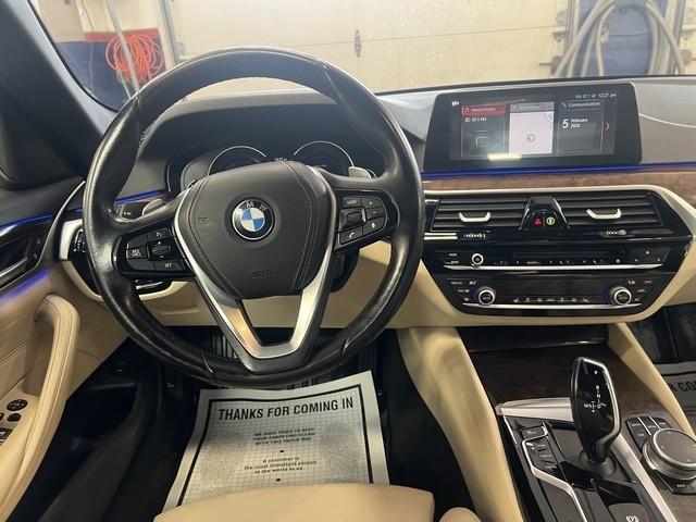 BMW 5-Series 530i xDrive 2019