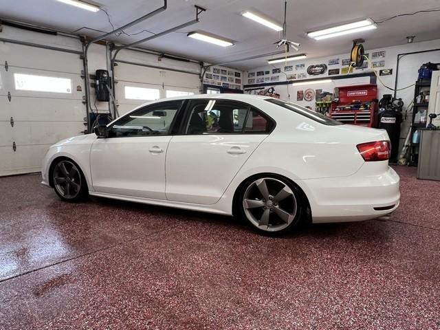 Volkswagen Jetta S 5M 2015