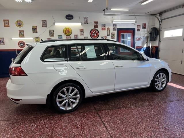 Volkswagen Golf SportWagen TSI SE 6A 2017