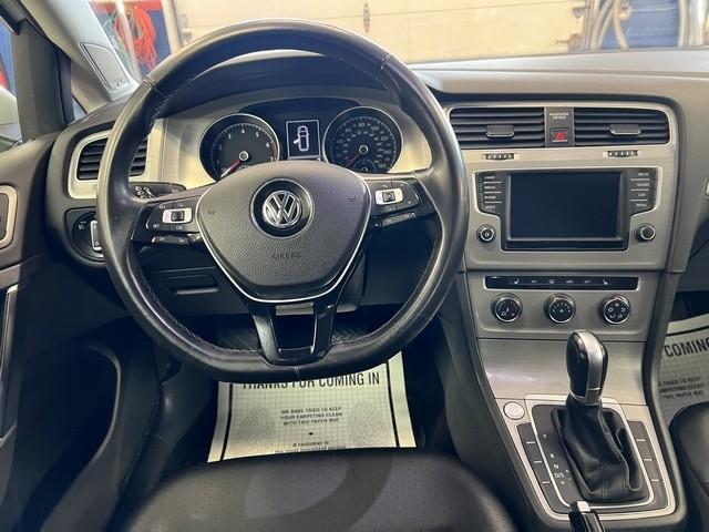 Volkswagen Golf SportWagen TSI SE 6A 2017