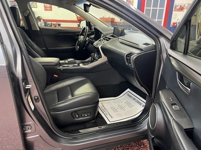 Lexus NX 200t FWD 2019