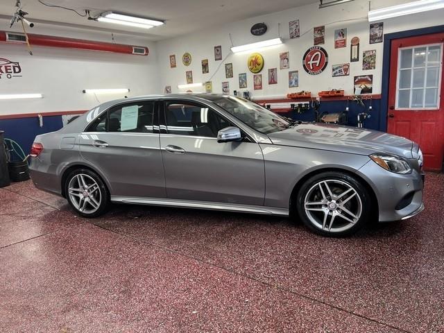 Mercedes-Benz E-Class E400 Sport 4MATIC Sedan 2015