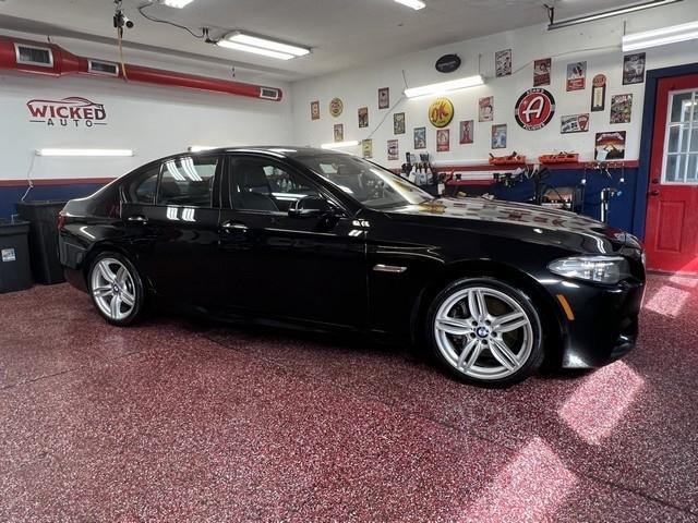 BMW 5-Series 550i xDrive 2015