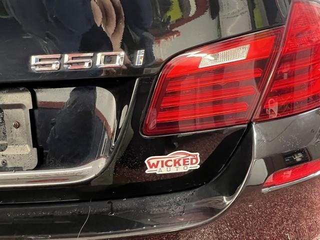 BMW 5-Series 550i xDrive 2015