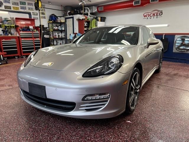 2011 Porsche Panamera S