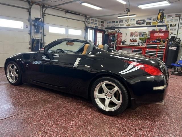 Nissan 350Z Touring Roadster 2004