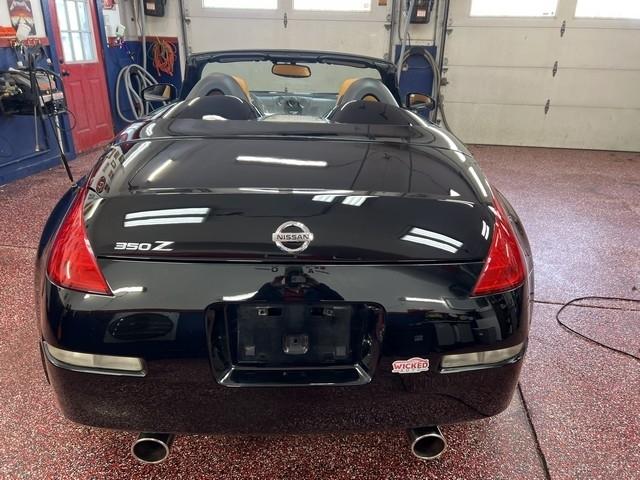 Nissan 350Z Touring Roadster 2004