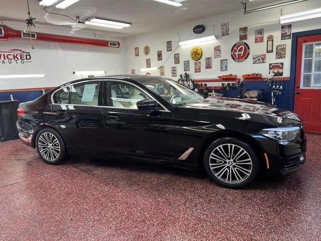 BMW 5-Series 530i xDrive 2019