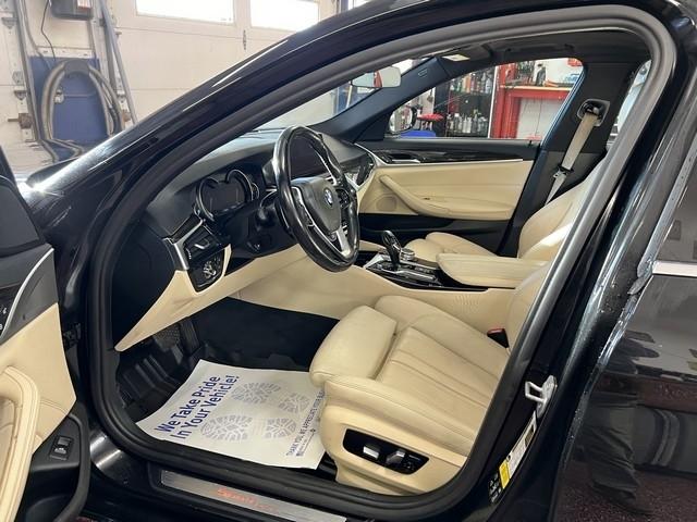 BMW 5-Series 530i xDrive 2019