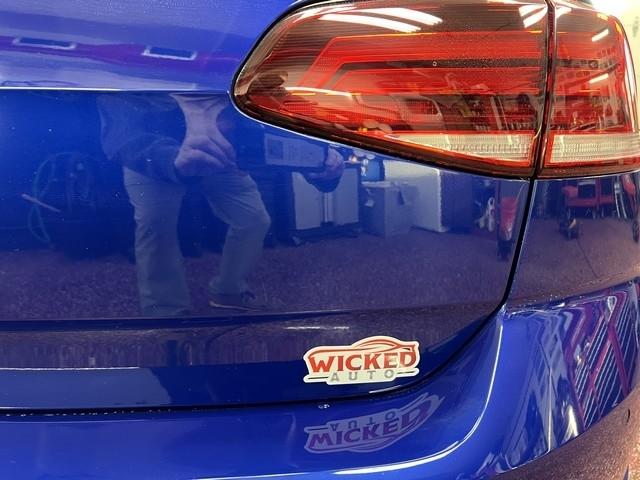 Volkswagen Golf R DCS and Navigation 7A 2019