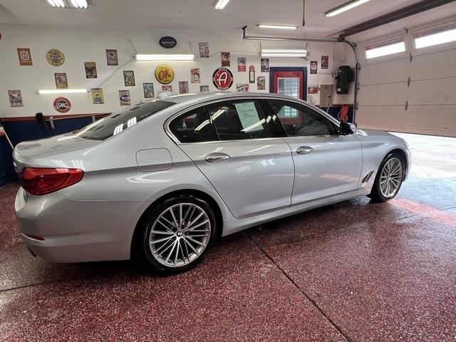 BMW 5-Series 530i xDrive 2018