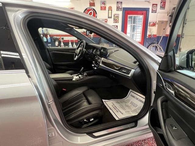 BMW 5-Series 530i xDrive 2018