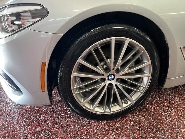 BMW 5-Series 530i xDrive 2018