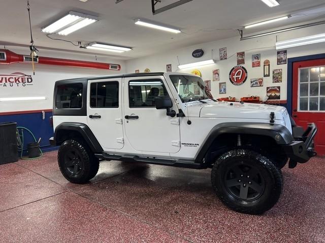 Jeep Wrangler Unlimited Sport 4WD 2012