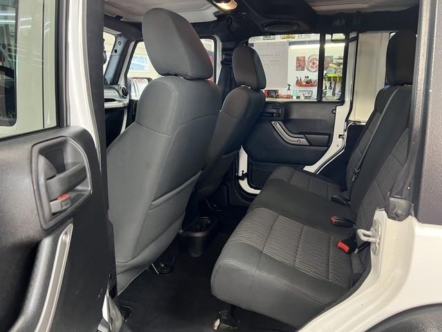 Jeep Wrangler Unlimited Sport 4WD 2012