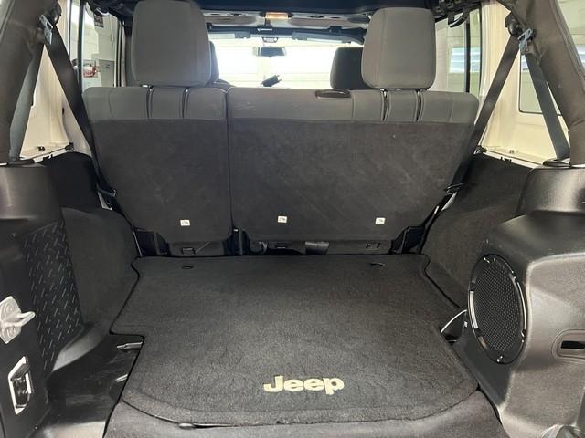 Jeep Wrangler Unlimited Sport 4WD 2012