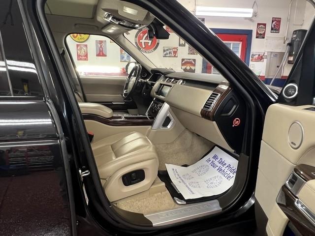 Land Rover Range Rover Base 2016