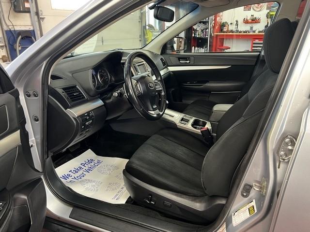 Subaru Outback 2.5i Premium 2014