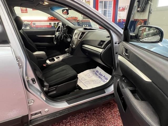 Subaru Outback 2.5i Premium 2014