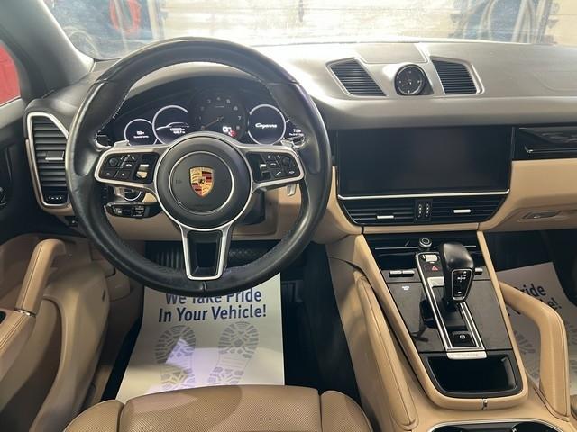 Porsche Cayenne Base 2020