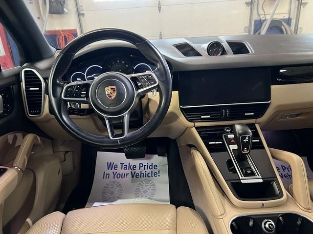 Porsche Cayenne Base 2019