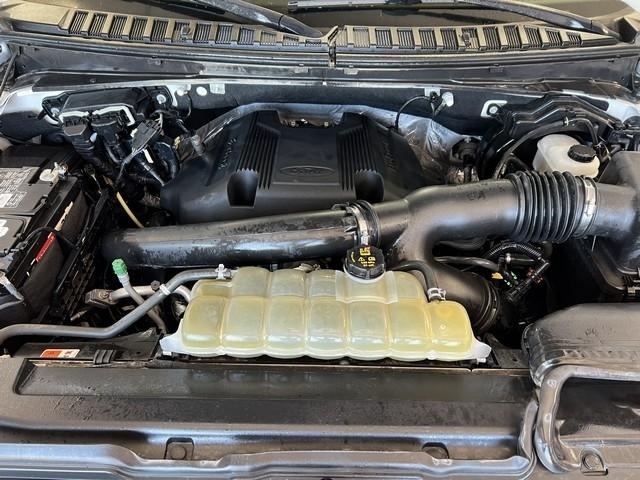 Ford Expedition XLT 4WD 2018