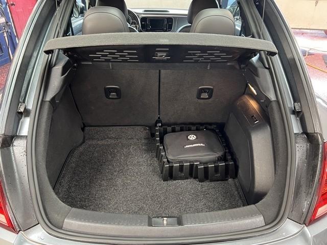 Volkswagen Beetle 2.0T SE 2018