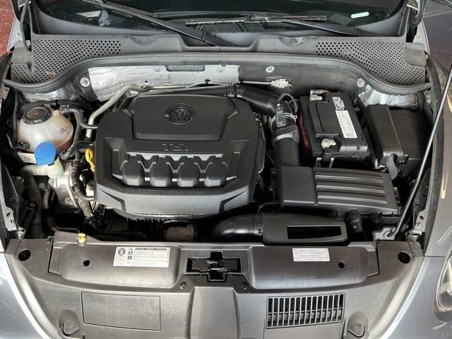 Volkswagen Beetle 2.0T SE 2018