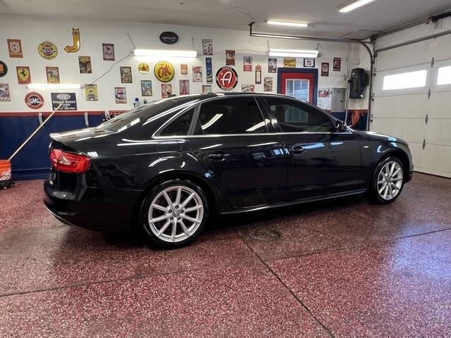 Audi A4 2.0T Sedan quattro Tiptronic 2014
